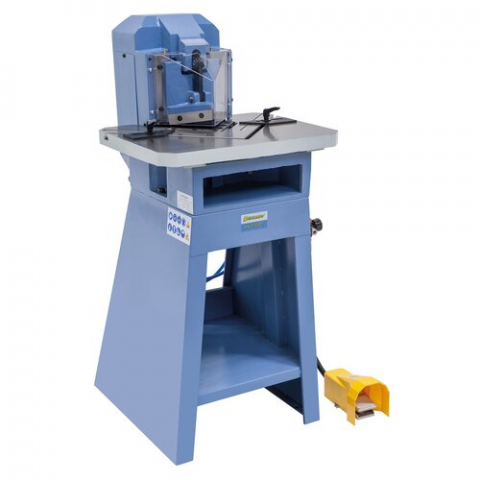 Prelucrare tabla - Masina pneumatica pentru decupat Bernardo AK 130 PT
