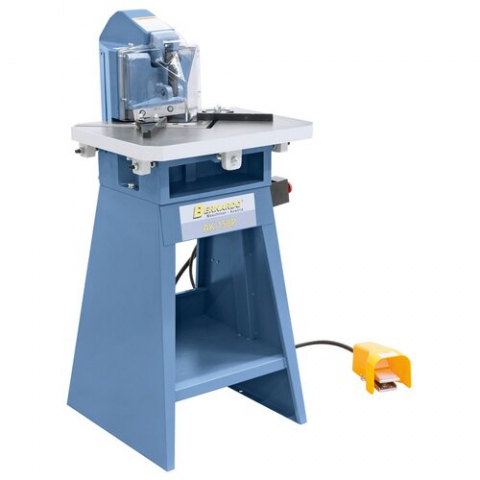 Masina pneumatica pentru decupat Bernardo AK 150 P [1]