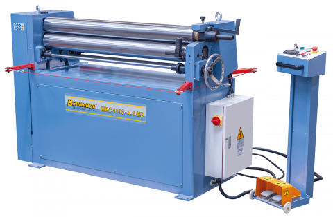 Masini motorizate de roluit tabla - Masina motorizata pentru roluit tabla Bernardo MRC 1300 - 4,5 MD