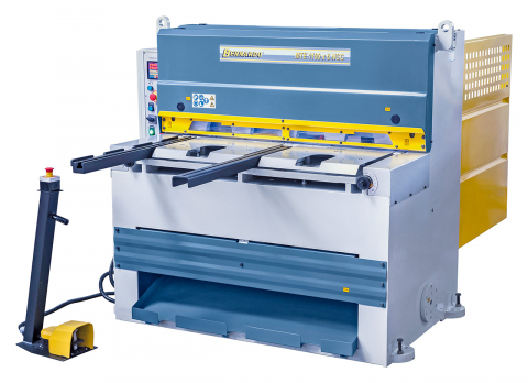 Ghilotine industriale cu motor - Foarfecă ghilotină motorizată Bernardo MTE 1360 x 6 NCC