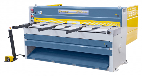 Ghilotine industriale cu motor - Foarfecă ghilotină motorizată Bernardo MTE 2520 x 2,5 NCC