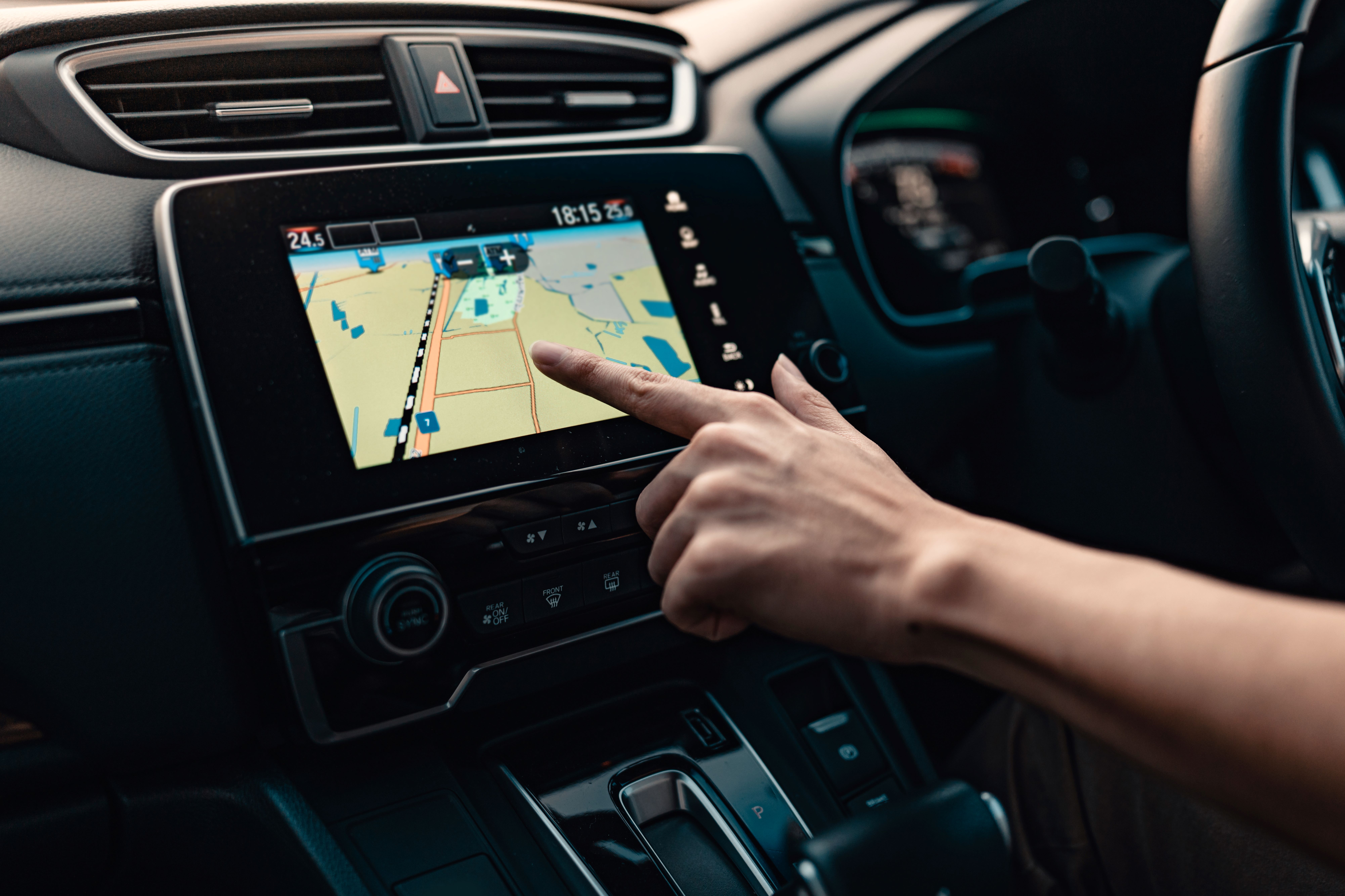 Ecartech.ro – magazin românesc cu navigații și electronice auto pentru orice marcă auto