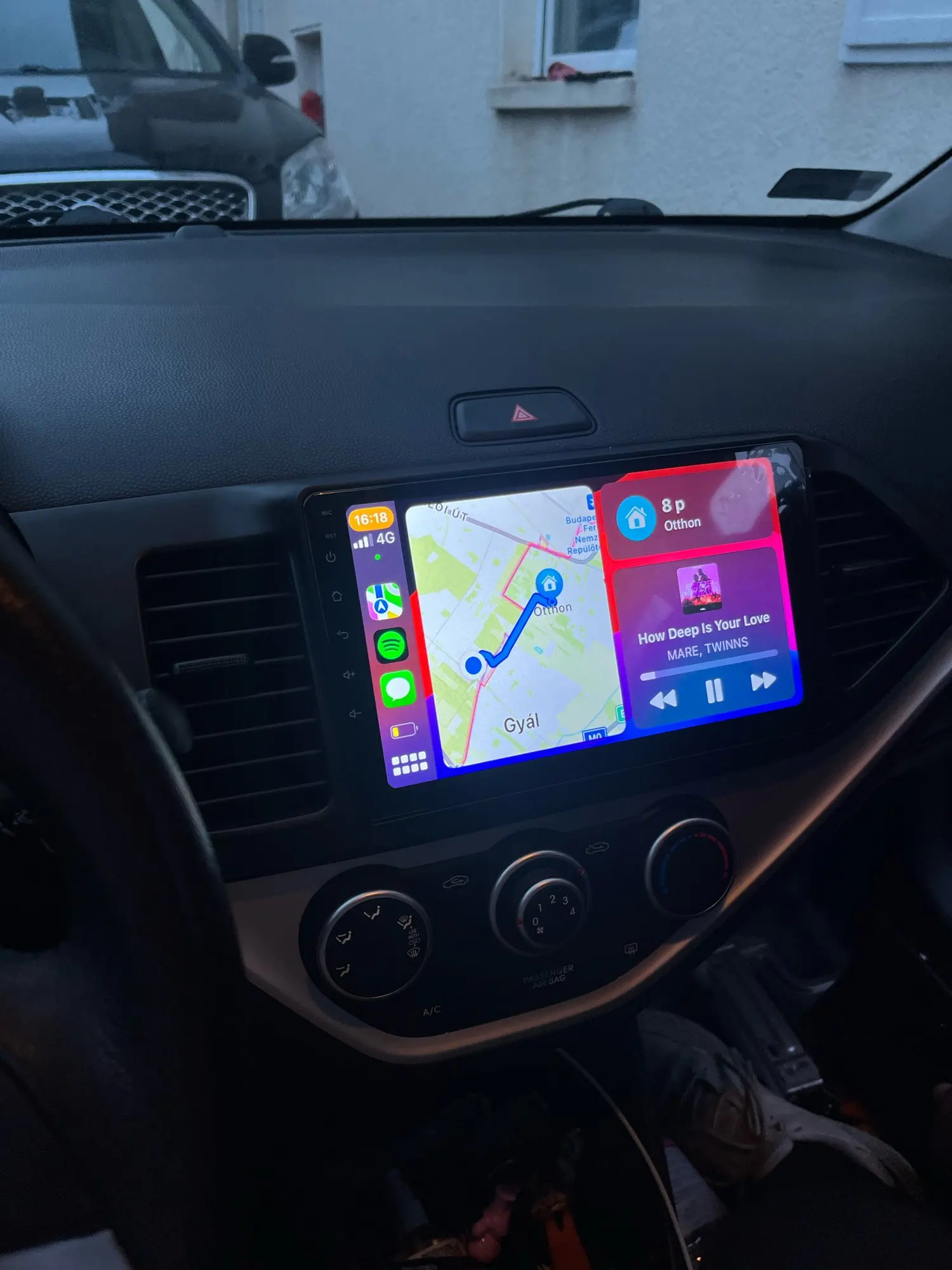Navigatie Android Kia Picanto (2011-2016), Android 12, DSP 4GB RAM 64GB ROM, Cartela SIM 4G, CarPlay si Android Auto Wi-fi, Youtube, Waze [6]