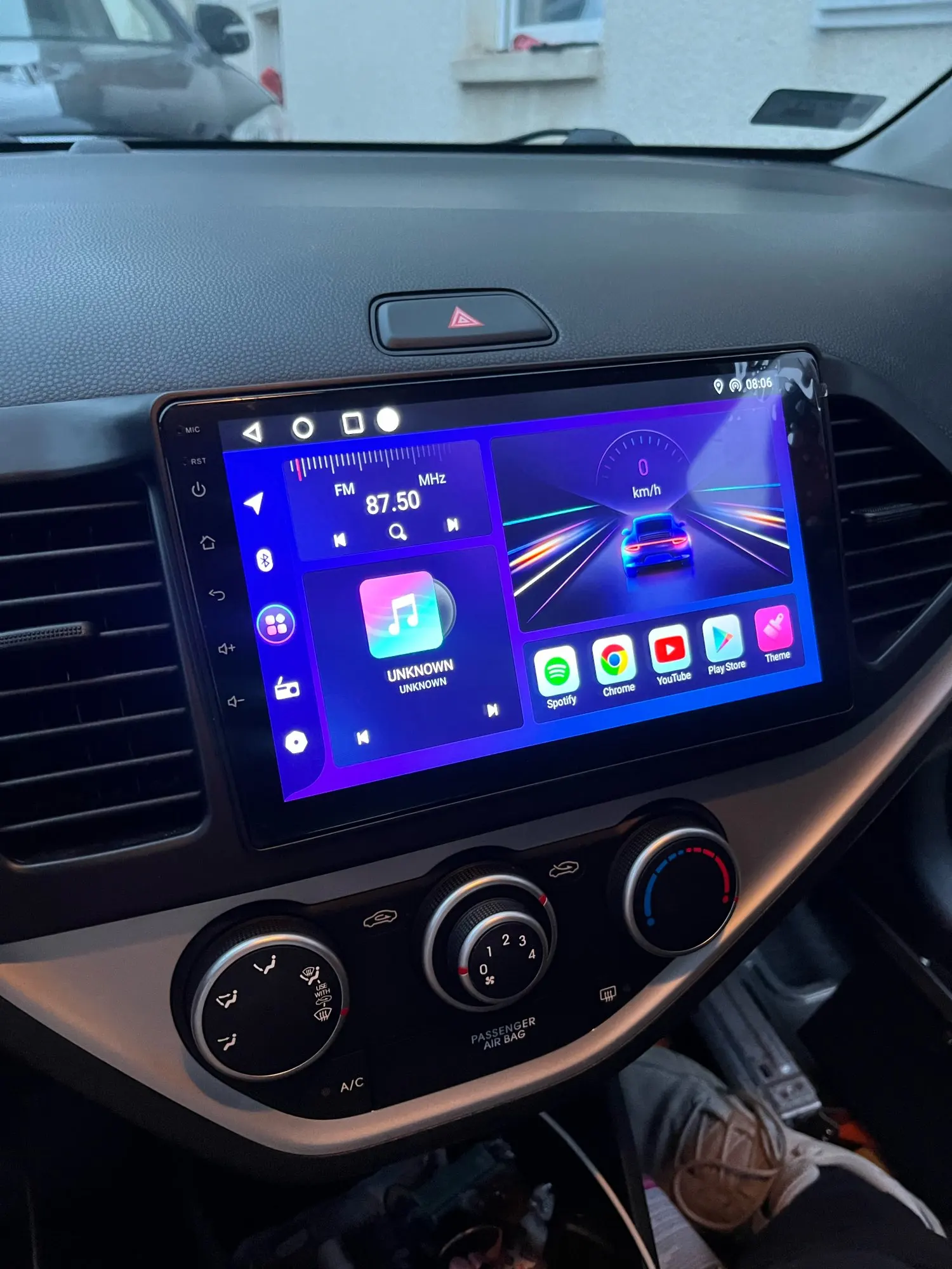 Navigatie Android Kia Picanto (2011-2016), Android 12, DSP 2GB RAM 32GB ROM, CarPlay si Android Auto Wi-fi, Youtube, Waze [5]