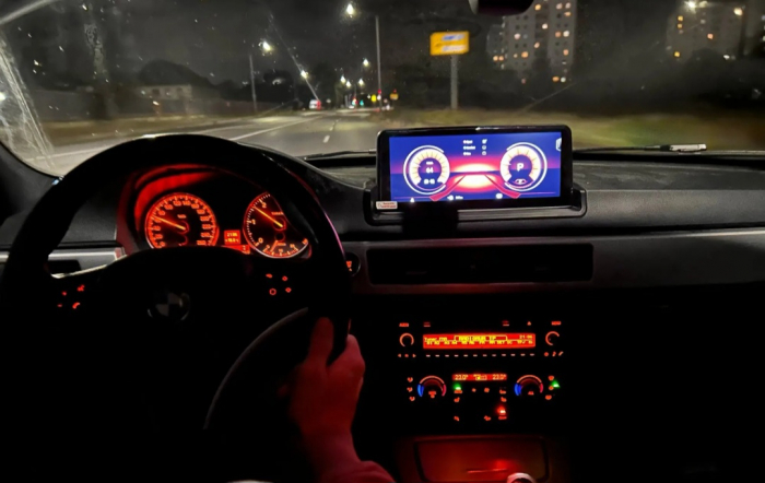 Navigatie Bmw Seria 3 E90/E91/E92/E93 (2005-2012) cu Android 4GB 64GB, DSP, SIM 4G, CarPlay si Android + Camera dedicata cadou și Consola Butoane control [8]