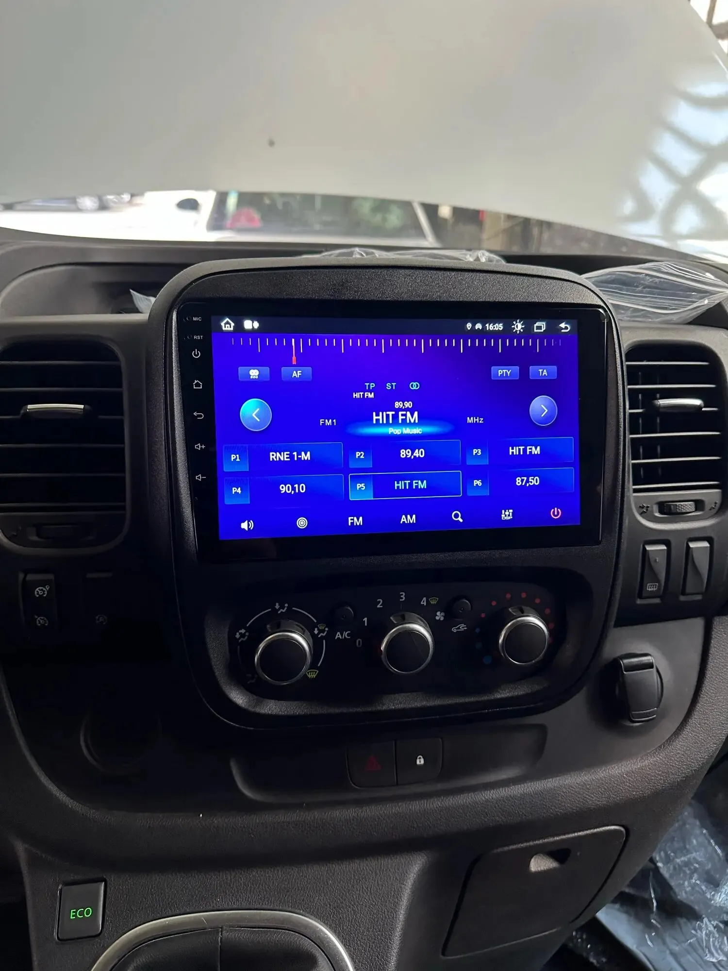 Navigatie Opel Vivaro (2015–2019) cu Android 13, 4GB 64GB, SIM 4G, CarPlay si Android Auto, ecaran 9 inch [4]