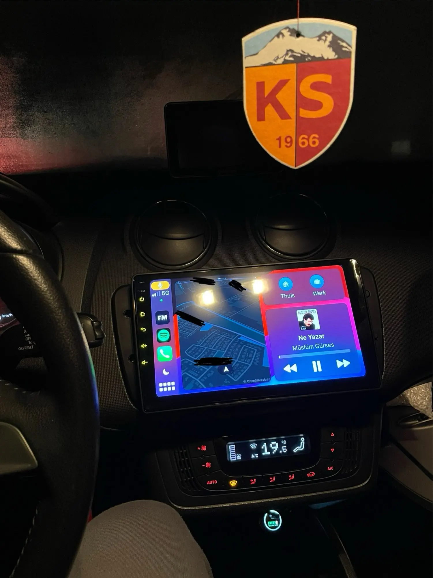 Navigatie Seat Ibiza (2008-2017) cu Android 12 ecran 9 Inch, 2GB RAM 32 GB ROM,DSP, Carplay si Android Auto [12]