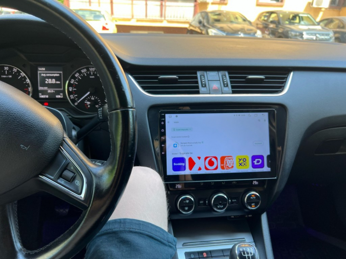 Navigatie Skoda Octavia 3 (2013-2018), Android 12, 8GB 128GB, SIM 4G, CarPlay si Android Auto ecran 10.1 Inch [9]