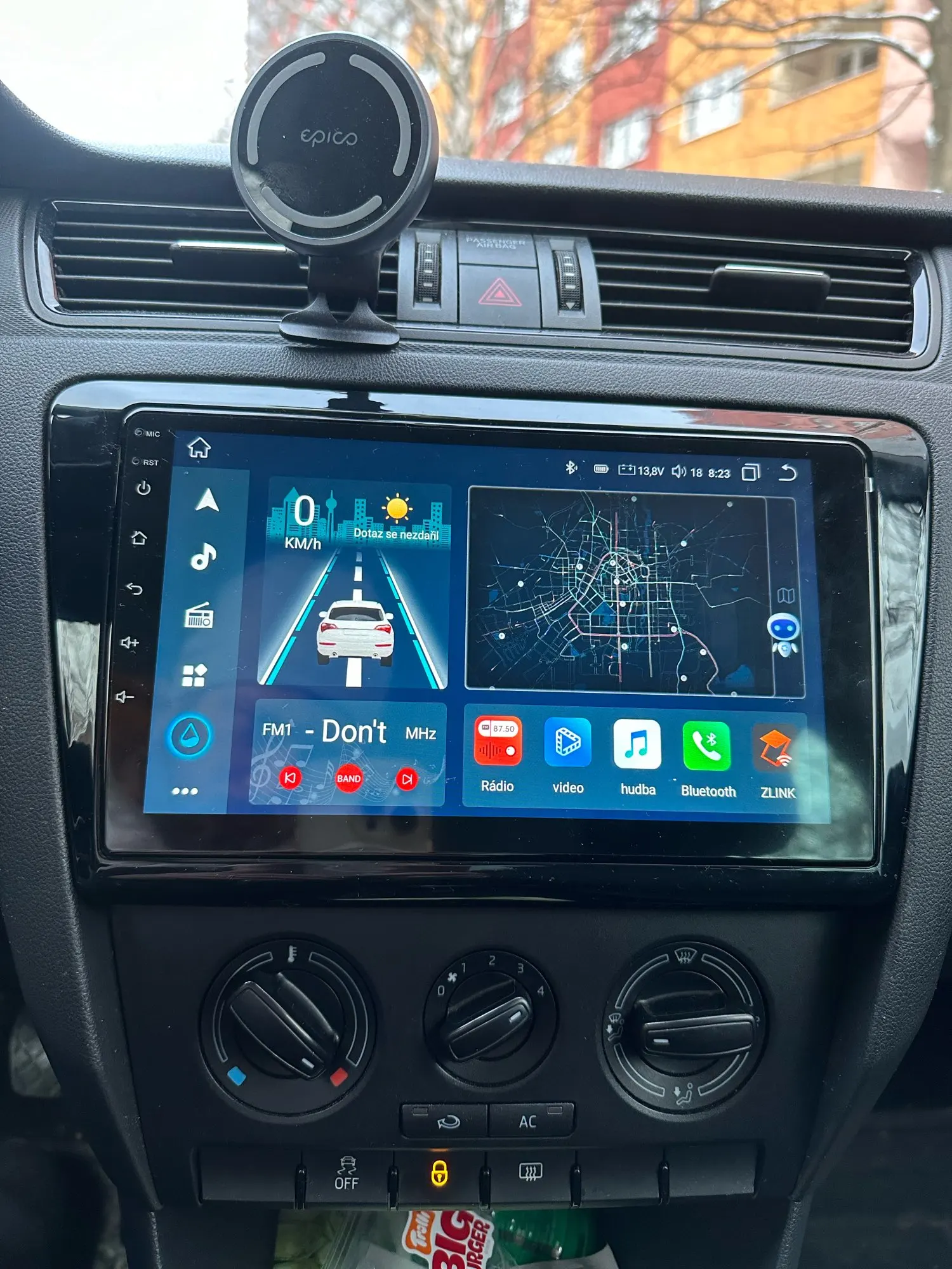 Navigatie Skoda Rapid (2013–2018) cu Android 12, 8GB RAM 128GB ROM, SIM 4G, CarPlay si Android Auto, DSP, ecran 9 inch [9]