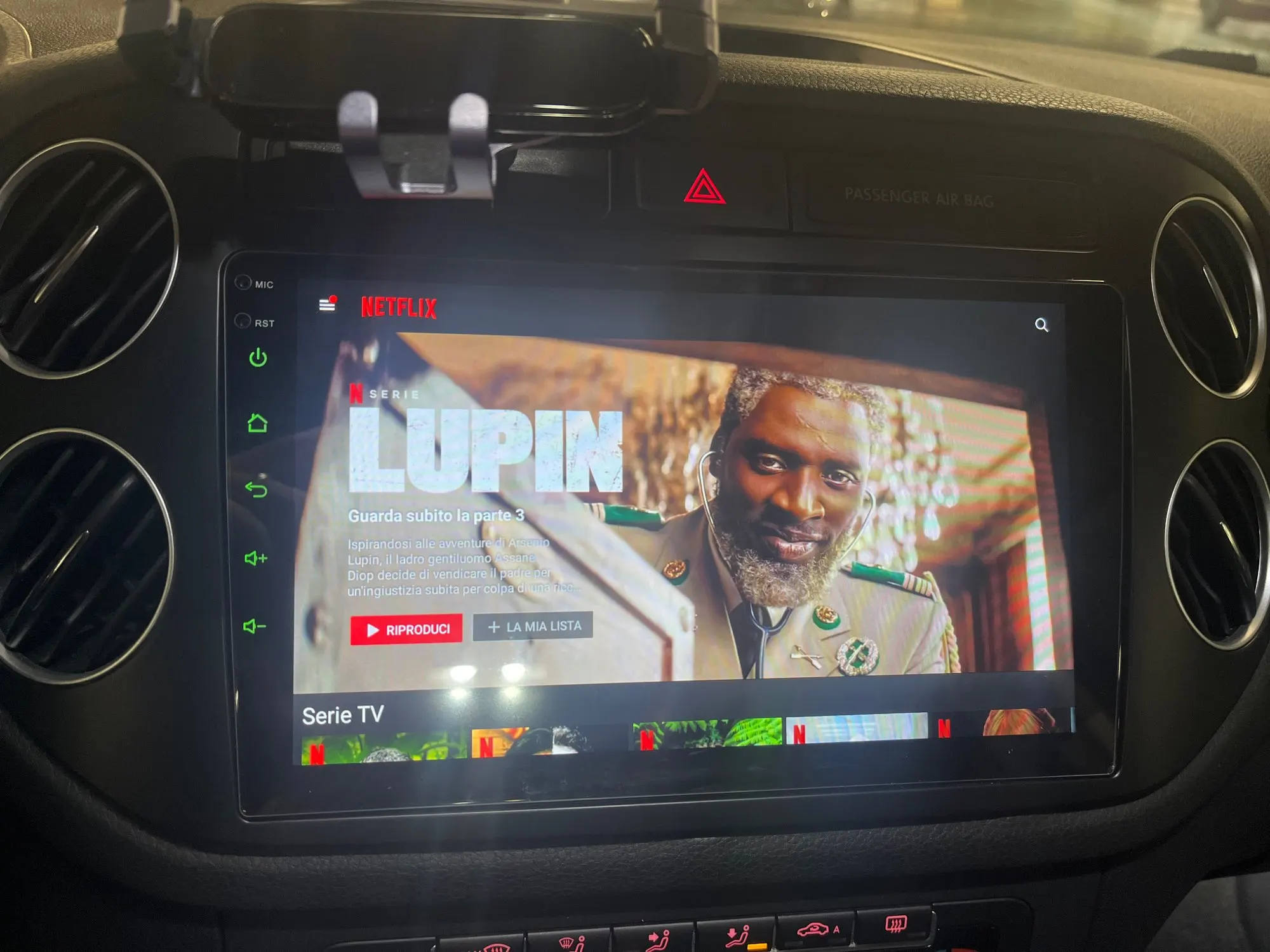 Navigatie Tiguan (2010-2015) cu Android 12, 4GB RAM 64GB ROM, DSP, SIM 4G, Carplay si Android Auto, ecran 9 inch [11]