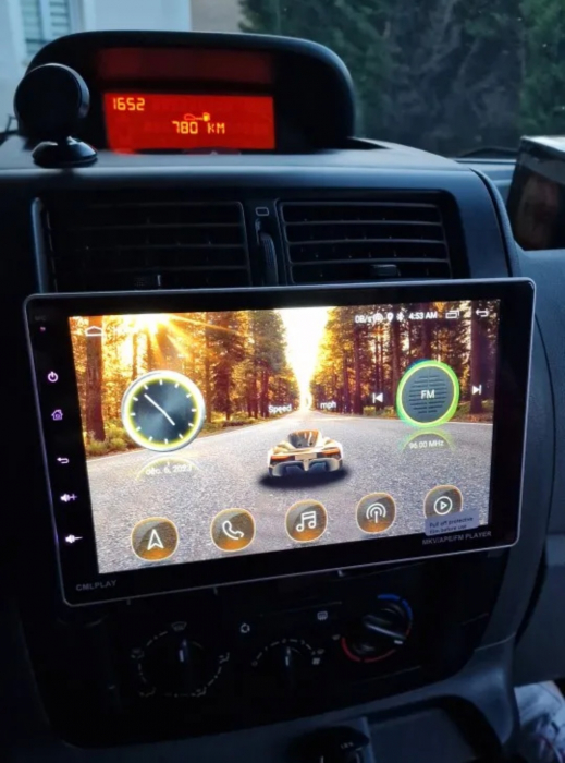 Navigatie Universala 1DIN, Android 12, 2GB 64GB, ecran rotativ 180°, Carplay si Android Auto Wi-fi, ecran 10.1 inch [10]