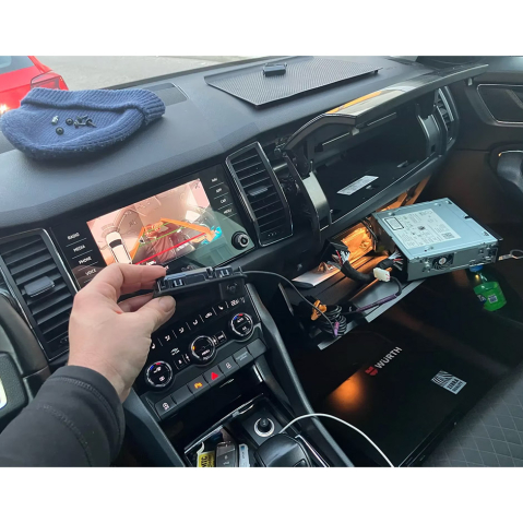 Cameră marsarier HD, dedicata Skoda Karoq (2017-2024), integrare OEM,vedere nocturna,unghi larg [3]