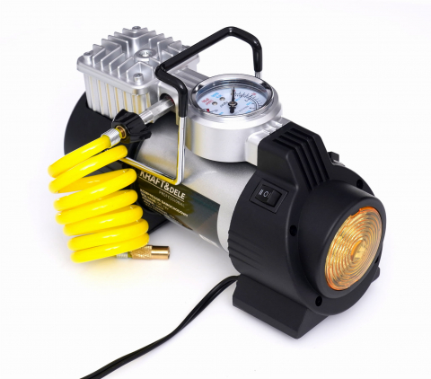 Compresoare aer - Compresor auto portabil 12V 190W cu manometru, lanternă LED și accesorii incluse