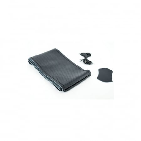 Huse volan - Husa pentru volan din piele perforata, universala, marimea M 41cm, culoare negru + ata neagra si ac