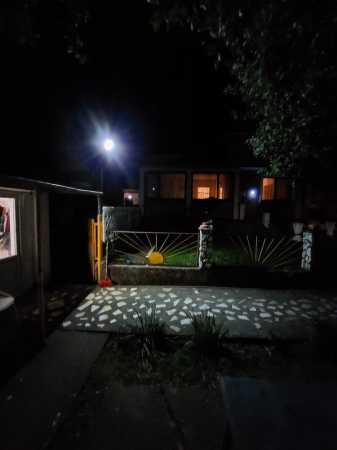 Lampa exterioara LED, cu incarcare solara, senzor lumina si miscare, telecomanda de control [4]
