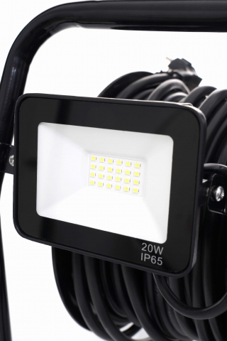 Prelungitor cu tambur 30 metri, 4 prize și lampă LED IP65 – ideal pentru grădină și uz exterior [4]