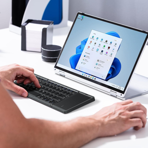 Tastatură Pliabilă Bluetooth cu Touchpad, Compatibilă iOS/Android/Windows/Mac, Ultra Compactă și Portabilă – Negru [1]
