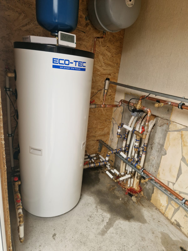 Pompă de Căldură ECO-TEC cu R290 – Eficiență și Confort pentru Casa Ta 2
