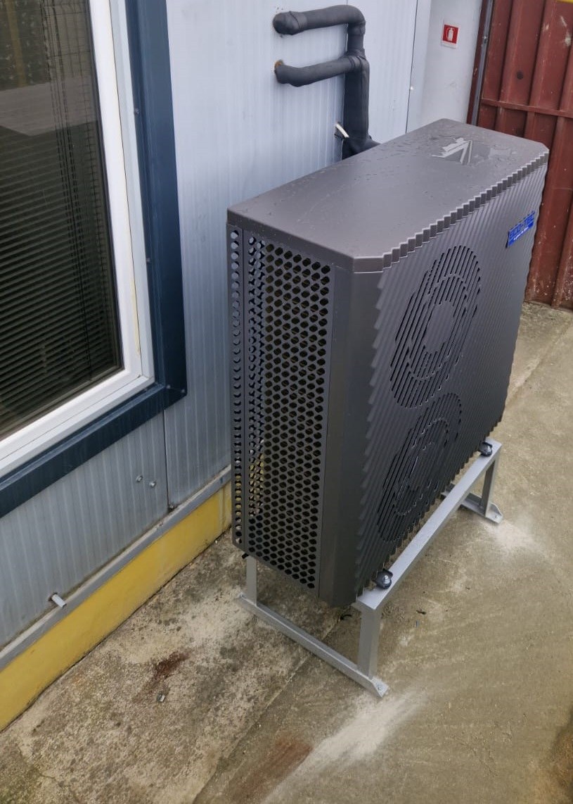 Pompa de caldura 23Kw, R32 [3]