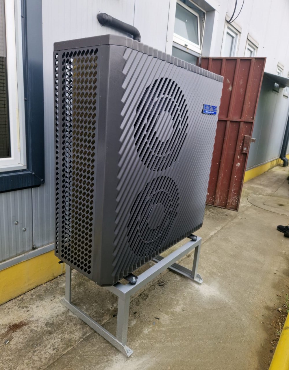 Pompa de caldura 23Kw, R32 [4]