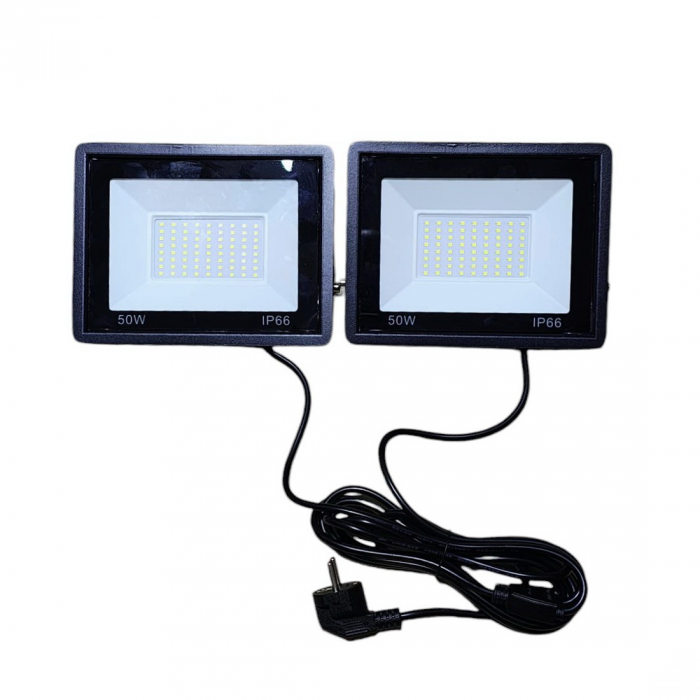 Trepied telescopic cu 2 proiectoare Led de 50W fiecare ,IP66,conectate, plus cablu alimentare de 290 cm [5]