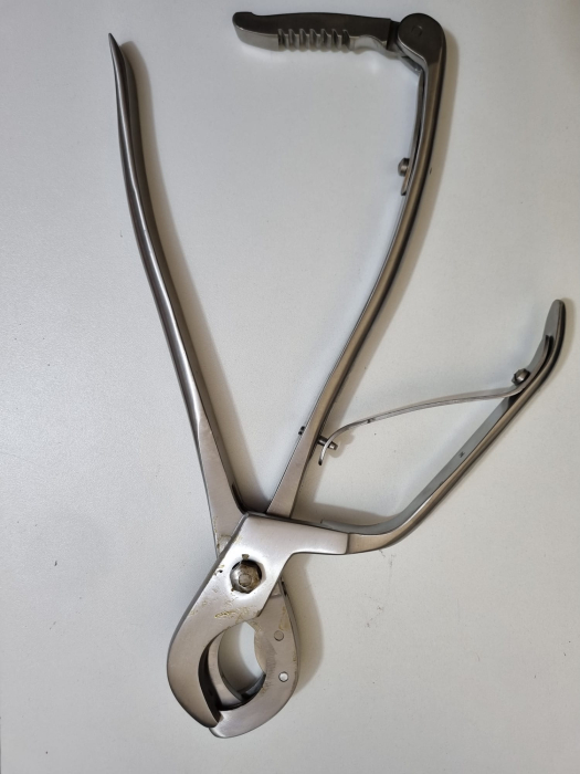 Clește Reimers, castrare vieri, armăsari [4]