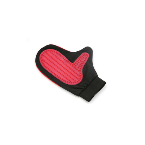 Caini - Manusa periat caini si pisici