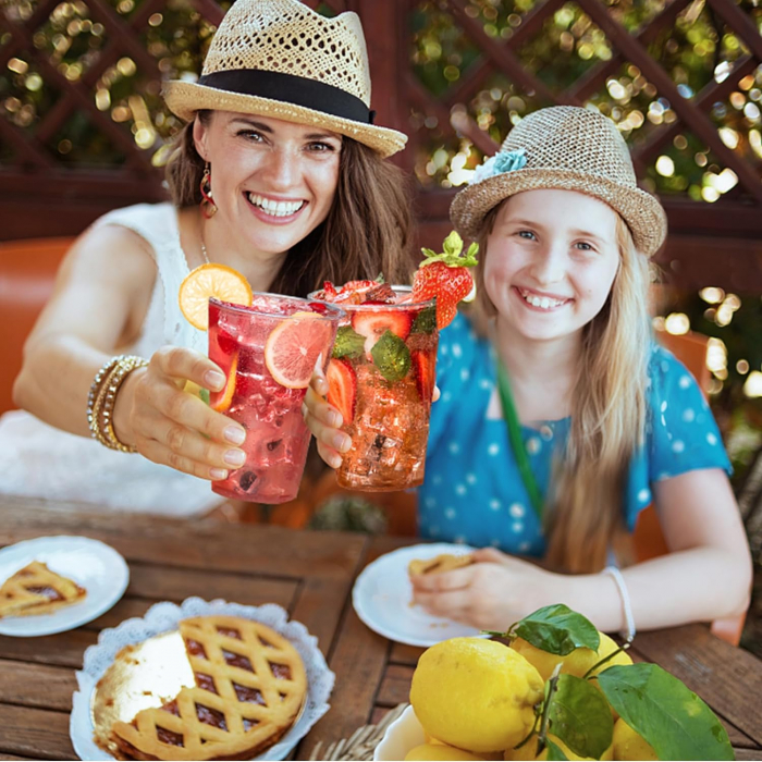 100 de Pahare din Plastic, 240 ml, Reutilizabile, Transparente, pentru Petreceri, Cocktailuri, Aniversări - CA NOU [3]