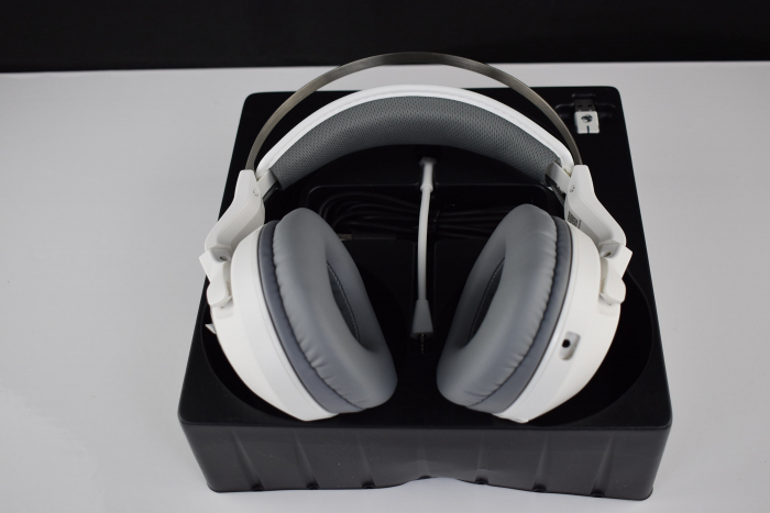 Casti făra fir cu stick roccat elo 7.1 air, 24 durabilitate baterie -CA NOU [8]