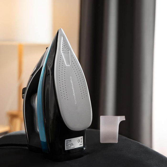 Cecotec fier de calcat cu abur Fast&Furious 6060 Ultra. 3100 W, pompa de apa integrata automata, oprire automata, abur continuu de 75 g/min, senzor tactil și ecran LCD [2]