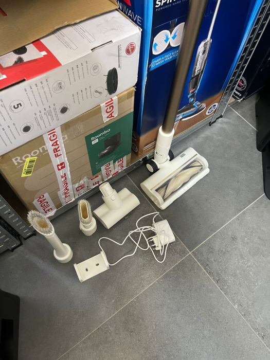 Dreame R10 – Aspirator vertical fără fir [11]