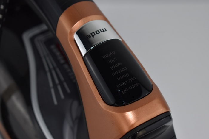 Fier de călcat cu abur Rowenta DW9510 Steamforce Pro , 3200 Watt Sistem de pompare ,2 nivele de abur , Rezervor de apă 350 ml , Negru/Auriu - FOARTE BUN [9]