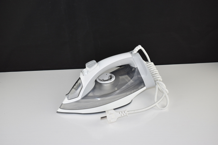 Fier de călcat cu aburi, Philips Series 5000,  Abur 40 g/min, jet de abur 160 g, abur vertical, talpă SteamGlide Plus -CA NOU [4]