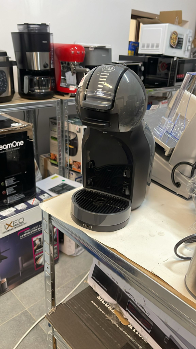 NESCAFE DOLCE GUSTO Mini Me KP1238 – Cafetieră cu capsule, băuturi calde și reci, 15 bari, rezervor 0,8 L, Eco-Mode, negru/antracit [5]