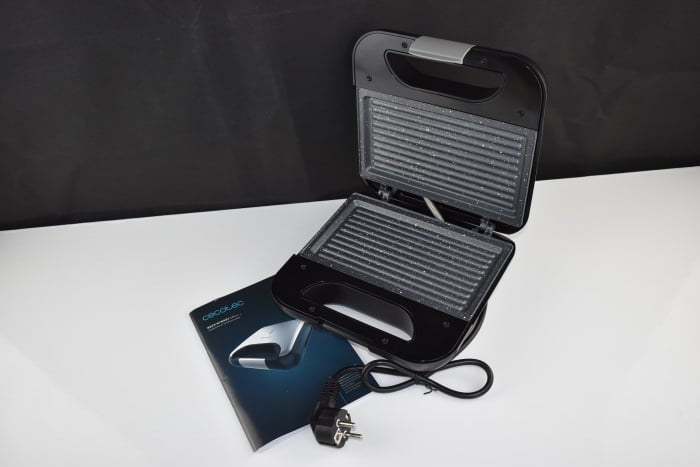 Sandwich-Maker Rock'nToast Grill+ Cecotec , putere de 800W, acoperire cu piatră RockStone, antiaderent, oțel inoxidabil- FOARTE BUN [6]