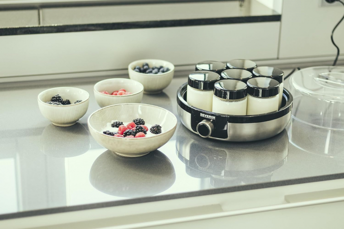 Severin Aparat pentru preparat iaurt, mașină digitală de iaurt cu 5 programe automate pentru iaurt făcut acasă, include 7 pahare de iaurt cu capac, fără BPA, JG 3521 - CA NOU [3]