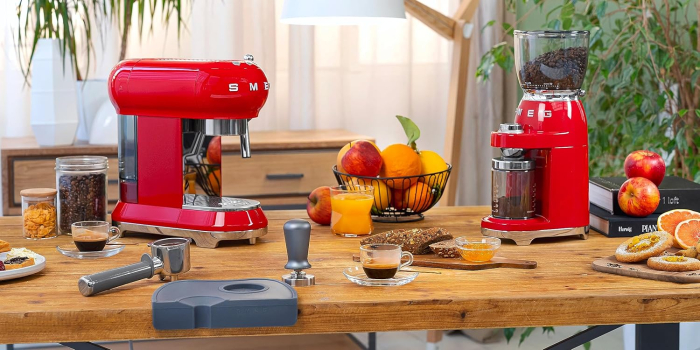 Smeg ECF01RDEU – Mașină de cafea semi-automată, espressor, capacitate rezervor apă 1 litru [5]