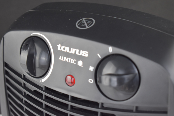 Taurus Alpatec New Gobi - Aerotermă electrică | 2000W | 2 intensități | Termostat reglabil | Protecție termică de siguranță | Indicator luminos | Mâner de transport | Negru. -Foarte bun [6]