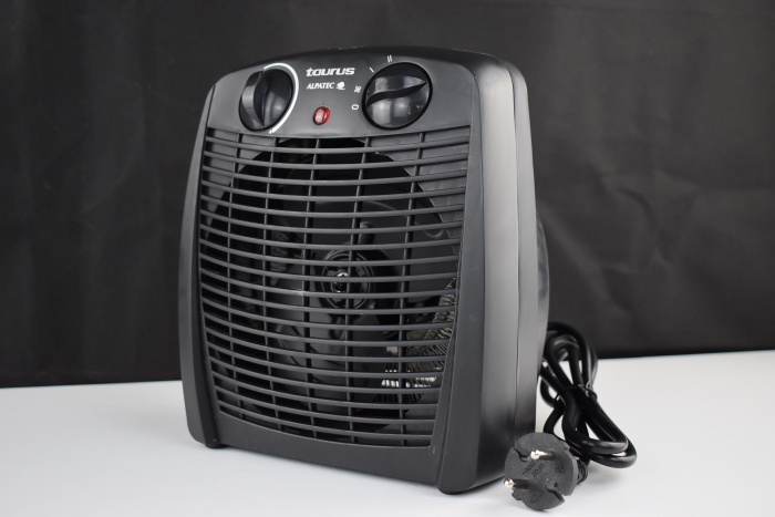 Taurus Alpatec New Gobi - Aerotermă electrică | 2000W | 2 intensități | Termostat reglabil | Protecție termică de siguranță | Indicator luminos | Mâner de transport | Negru. -Foarte bun [5]