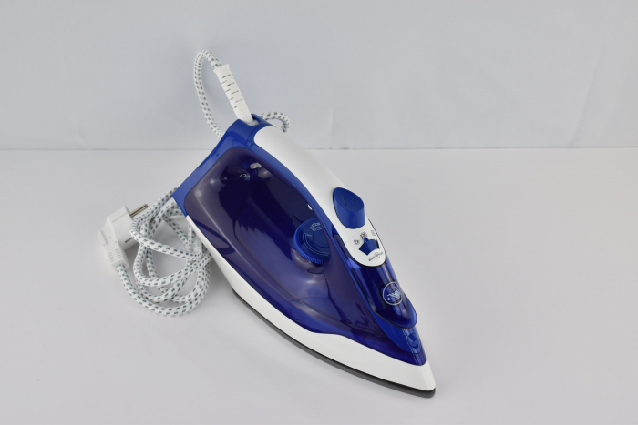 Tefal FV2838 Express Steam Fier de calcat cu abur | 2400 Watt | Jet de abur: 180 g/min | Capacitate de 270 ml | Încalzire rapida și calcare eficienta | Talpa ceramică | Sistem anti-picurare | Albastru [8]