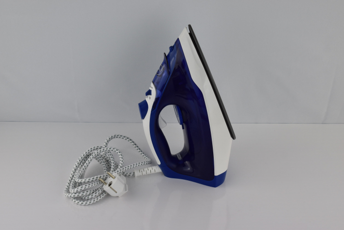 Tefal FV2838 Express Steam Fier de calcat cu abur | 2400 Watt | Jet de abur: 180 g/min | Capacitate de 270 ml | Încalzire rapida și calcare eficienta | Talpa ceramică | Sistem anti-picurare | Albastru [10]