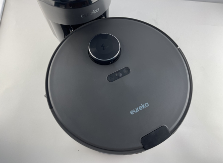EUREKA E10s DE – Robot aspirator și mop + Stație de aspirare fără sac Multi-Cyclone (4000 Pa, detectare covoare și ridicare mop, navigație LiDAR, ideal împotriva părului de animale [8]
