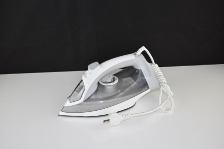 Fier de călcat cu aburi, Philips Series 5000,  Abur 40 g/min, jet de abur 160 g, abur vertical, talpă SteamGlide Plus -CA NOU [3]