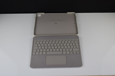 Logitech Combo Touch Husă cu Tastatură pentru iPad Pro 12,9 inch Generația 5 și 6 - 2021, 2022 (versiunea German)- Culoare nisip - BUN [6]