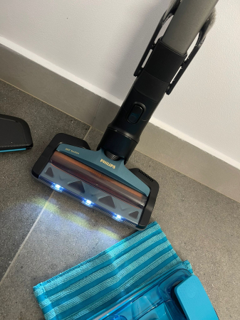 philips Series 8000 Aqua – aspirator fără fir 2-în-1 cu funcție de spălare, până la 80 min autonomie, duză cu aspirație 360°, model XC8147/01 [7]