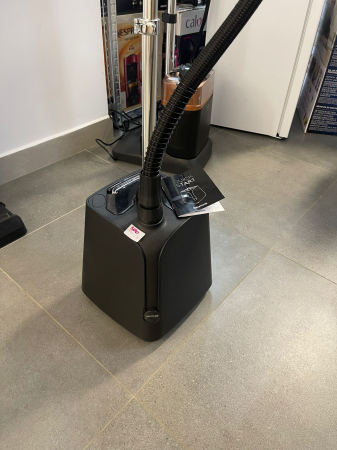 SteamOne H18B – Aburitor vertical și de călătorie, putere 1800 W, rezervor apă 1,8 L, ușor de manevrat cu 4 roți, timp de încălzire 60 secunde, supapă anti-calcar, furtun cu protecție triplă la căldur [7]