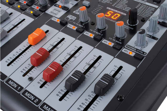 Behringer PMP 4000 [10]