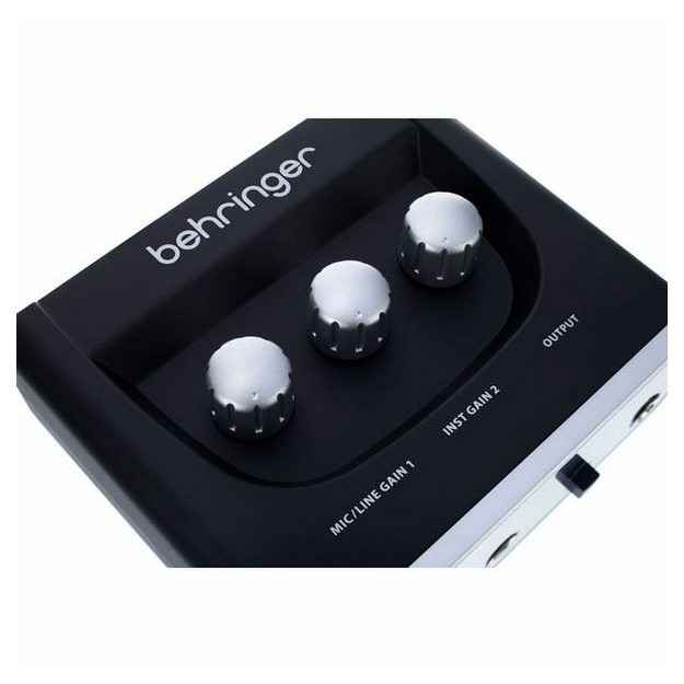 Behringer U-Phoria UM2 [5]
