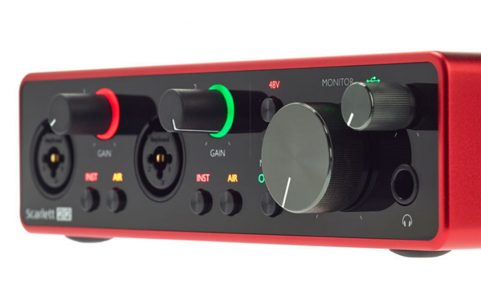 FOCUSRITE SCARLETT 2I2 STUDIO 3RD GEN [6]
