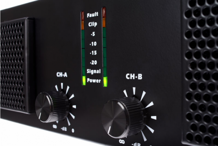 the t.amp TSA 1400 amplificator 2 x 670 W [6]